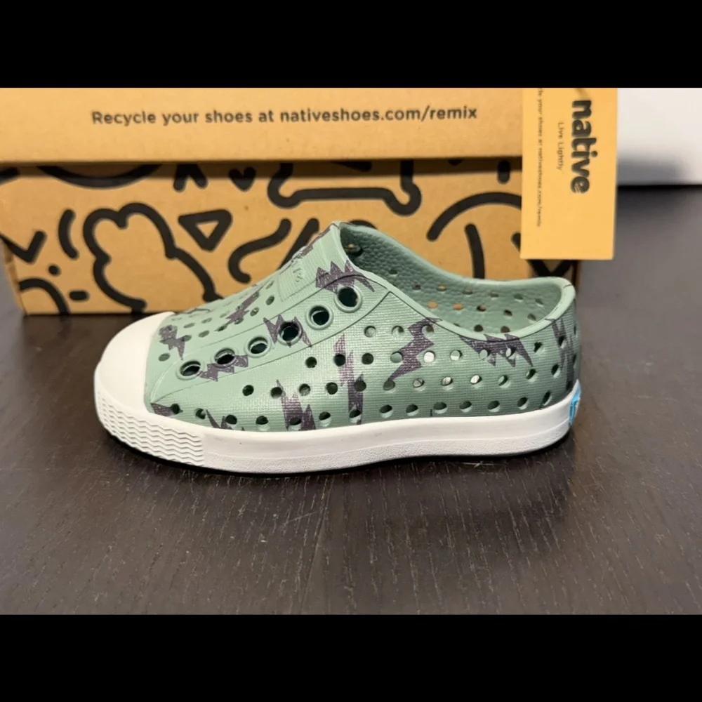 Native Jefferson Print Shoes Green/Onyx Lightning Little Kid/Toddler US C4/EU 19